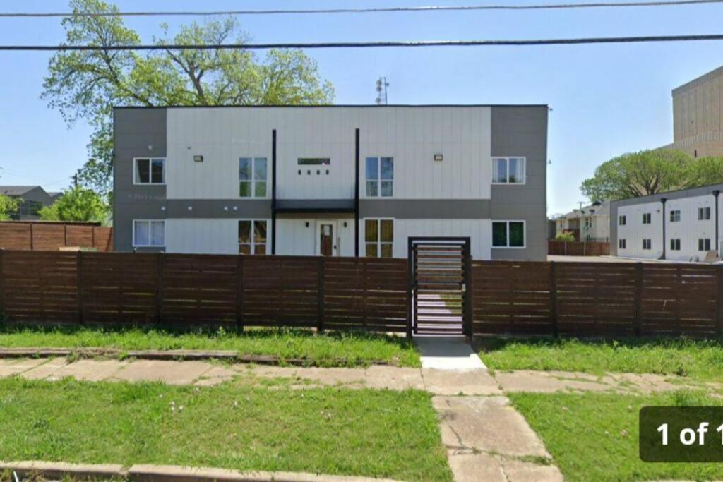 Near Deep Ellum Apartment Dallas